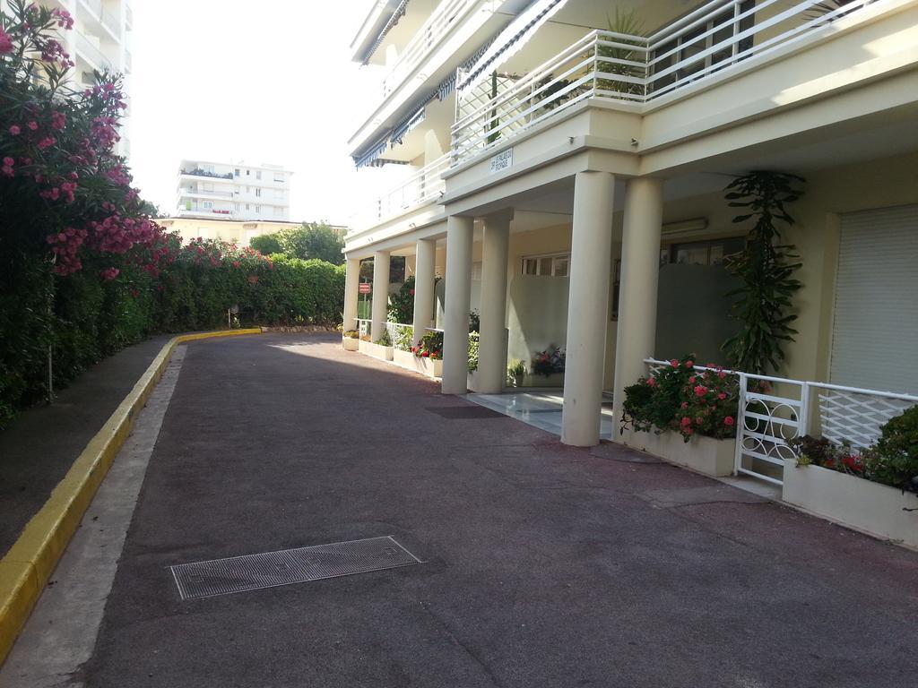 Apartamento Le Palais Du Tropique Juan-les-Pins Exterior foto