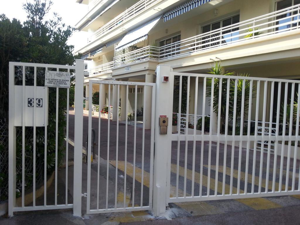 Apartamento Le Palais Du Tropique Juan-les-Pins Exterior foto